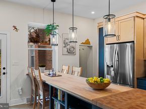 215 Christian Street, Philadelphia PA 19147