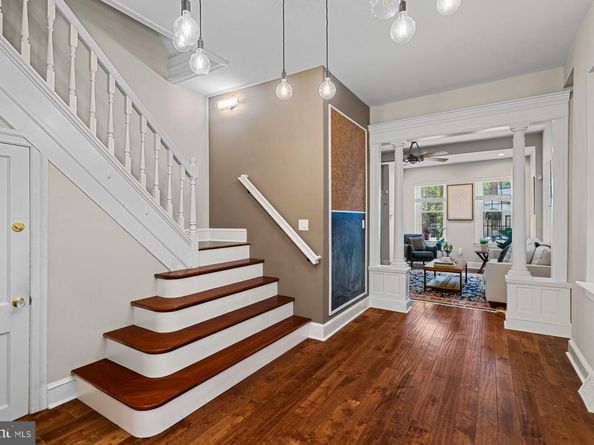 215 Christian Street, Philadelphia PA 19147