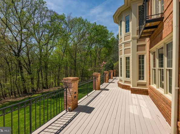 9735 Beman Woods Way, Potomac MD 20854