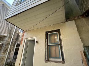 2711 W Oakdale Street, Philadelphia PA 19132