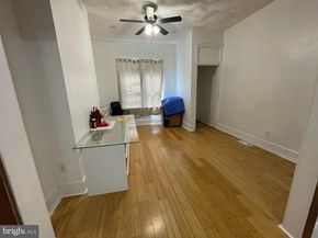 2711 W Oakdale Street, Philadelphia PA 19132