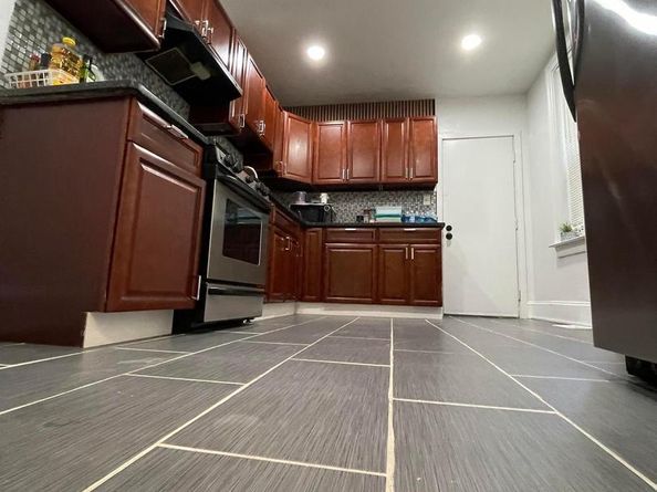 2711 W Oakdale Street, Philadelphia PA 19132