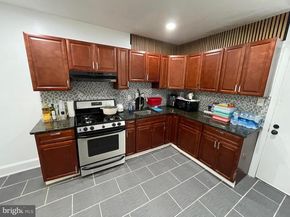 2711 W Oakdale Street, Philadelphia PA 19132