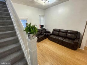 2711 W Oakdale Street, Philadelphia PA 19132