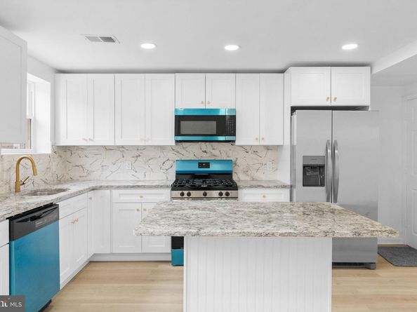 7703 Gilbert Street, Philadelphia PA 19150
