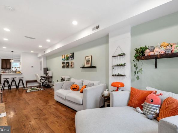 1833 E Albert Street, Philadelphia PA 19125