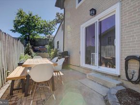 5208 10TH Place S, Arlington VA 22204