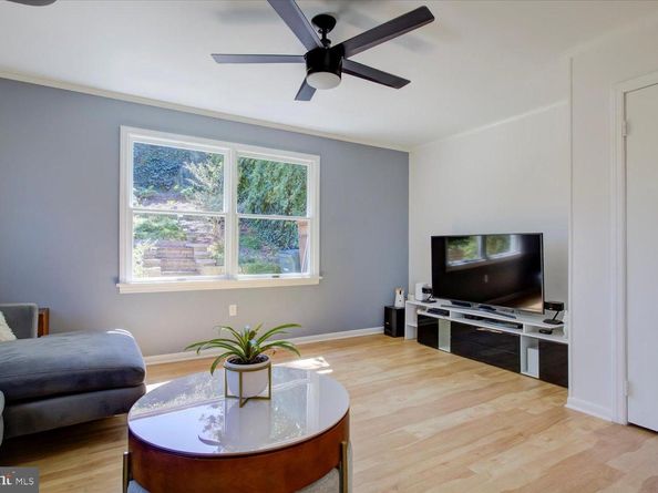 5208 10TH Place S, Arlington VA 22204