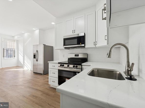 1621 W Montgomery Avenue, Philadelphia PA 19121