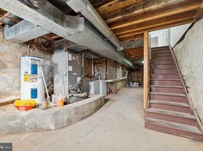 1621 W Montgomery Avenue, Philadelphia PA 19121