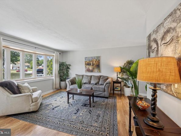1108 Wynnbrook Road, Secane PA 19018