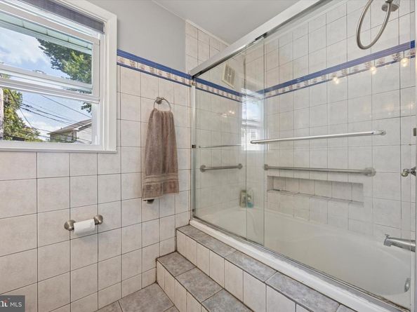 1108 Wynnbrook Road, Secane PA 19018