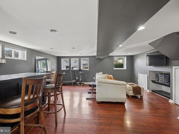 1108 Wynnbrook Road, Secane PA 19018