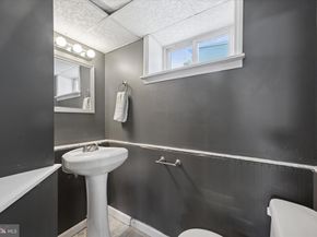 1108 Wynnbrook Road, Secane PA 19018