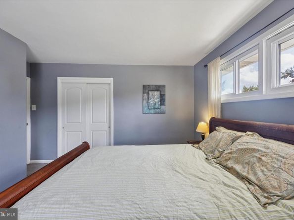 1108 Wynnbrook Road, Secane PA 19018