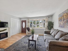 1108 Wynnbrook Road, Secane PA 19018
