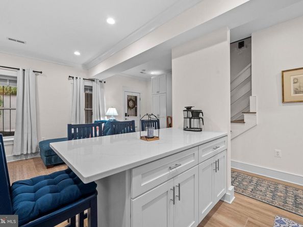 1232 I Street NE 1, Washington DC 20002