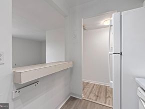 3100 S Manchester Street 909, Falls Church VA 22044