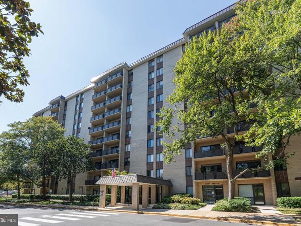 3100 S Manchester Street 909, Falls Church VA 22044