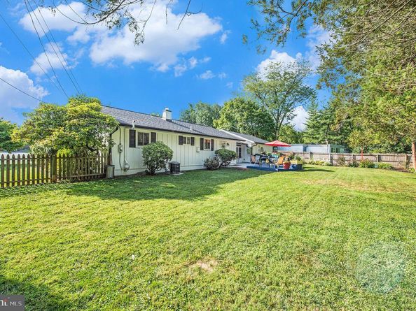 4121 Barberry Drive, Lafayette Hill PA 19444