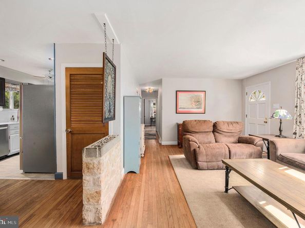 4121 Barberry Drive, Lafayette Hill PA 19444