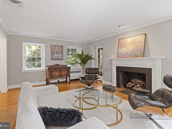3215 W Coulter Street, Philadelphia PA 19129