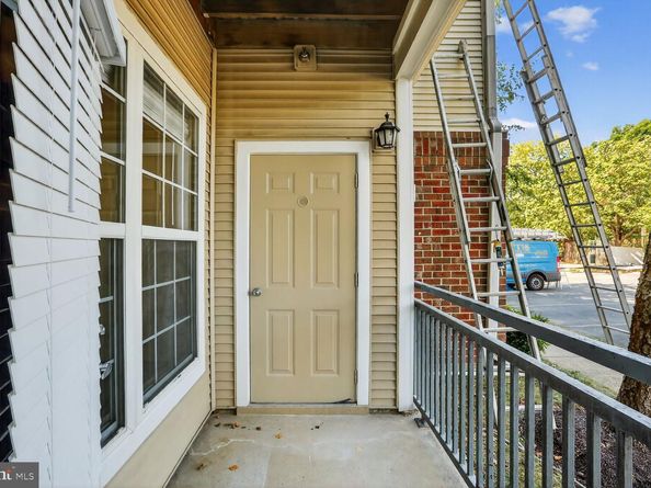 3021 Nicosh Circle 1108, Falls Church VA 22042