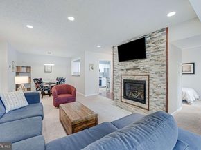 7740 Willow Point Drive 7740, Falls Church VA 22042