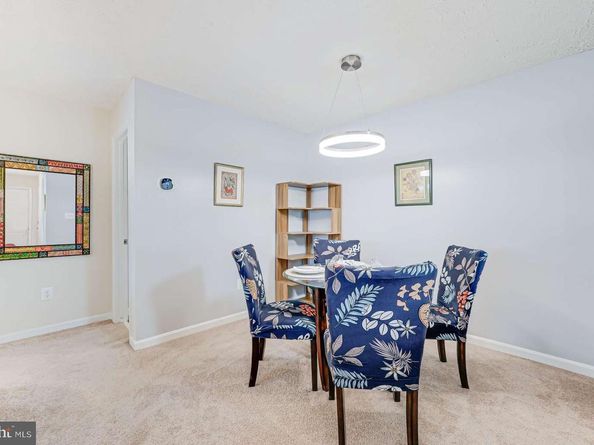 7740 Willow Point Drive 7740, Falls Church VA 22042