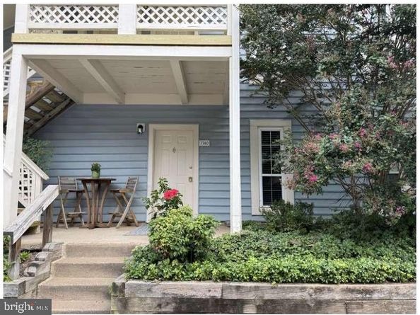 7740 Willow Point Drive 7740, Falls Church VA 22042