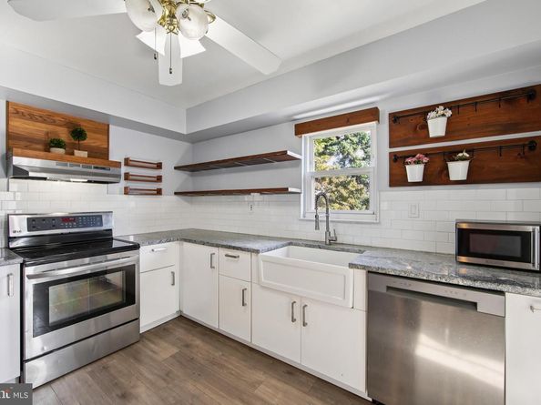 454 W 6TH Avenue, Conshohocken PA 19428