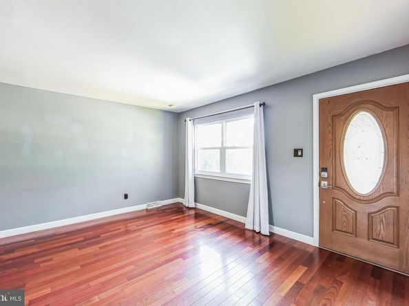 454 W 6TH Avenue, Conshohocken PA 19428