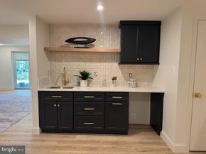 9802 Clyde Court, Vienna VA 22181