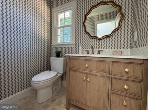 9802 Clyde Court, Vienna VA 22181