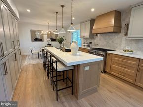9802 Clyde Court, Vienna VA 22181