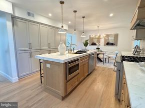 9802 Clyde Court, Vienna VA 22181