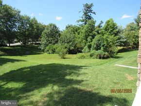 300 Tyler Court 412, Philadelphia PA 19111
