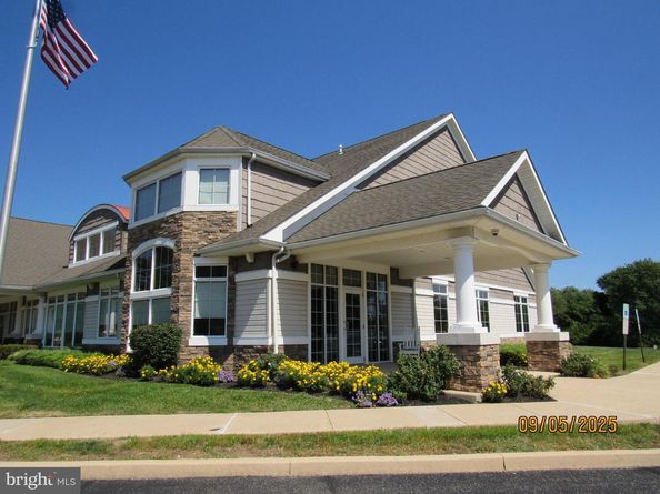 300 Tyler Court 412, Philadelphia PA 19111
