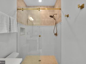 217 16TH Street NE 7, Washington DC 20002