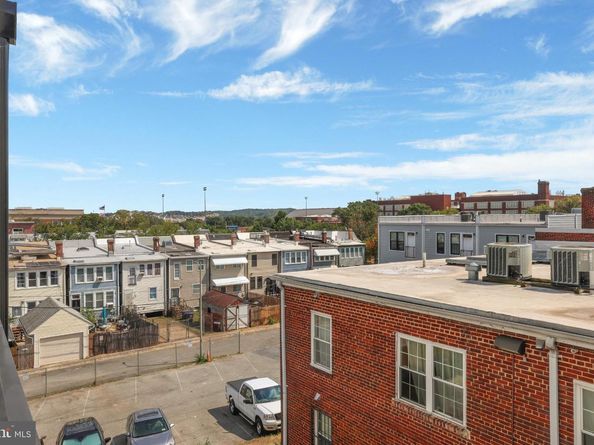 217 16TH Street NE 7, Washington DC 20002