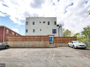 217 16TH Street NE 7, Washington DC 20002