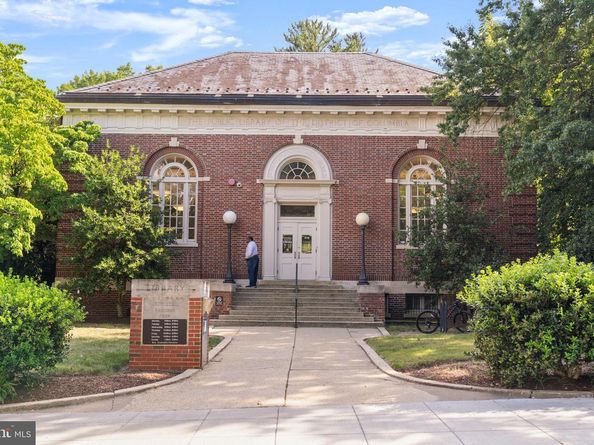 517 Somerset Place NW, Washington DC 20011