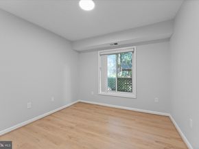 2245 Hunters Run Drive, Reston VA 20191