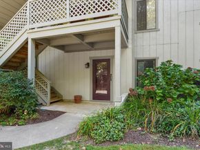 2245 Hunters Run Drive, Reston VA 20191