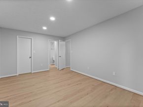 2245 Hunters Run Drive, Reston VA 20191