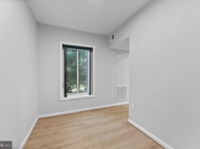 2245 Hunters Run Drive, Reston VA 20191