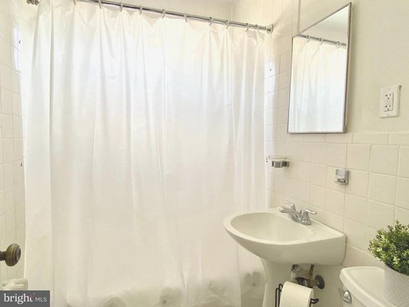 7527 8TH Street NW, Washington DC 20012