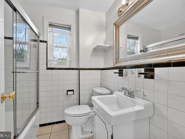 5720 5TH Street NE, Washington DC 20011
