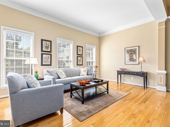 2406 Gretter Place, Alexandria VA 22311