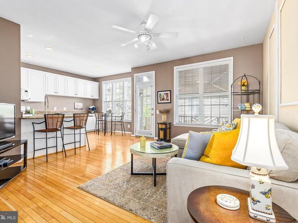 2406 Gretter Place, Alexandria VA 22311